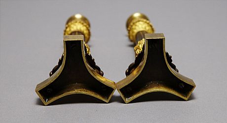 Ljusstakar i brons