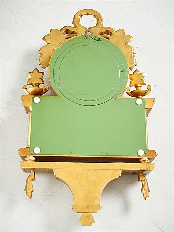 Väggpendyl i gustaviansk stil