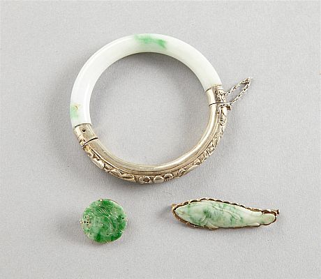 Broscher armring jade