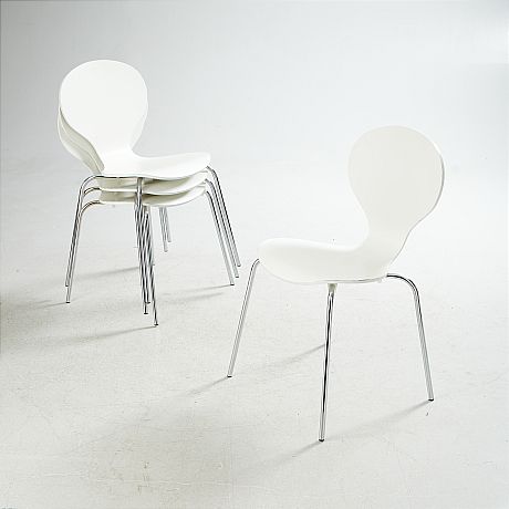 Stolar i formpressat trä