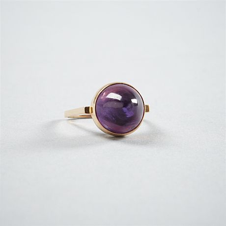 Ring i 18 k guld ametist