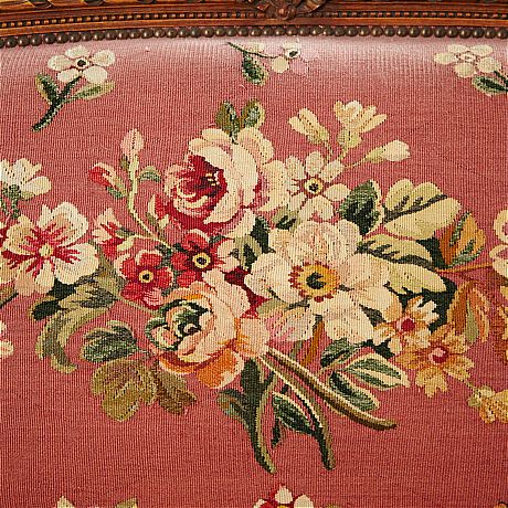 Soffa i gustaviansk stil