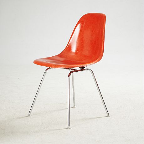 Stolar Eames DSX