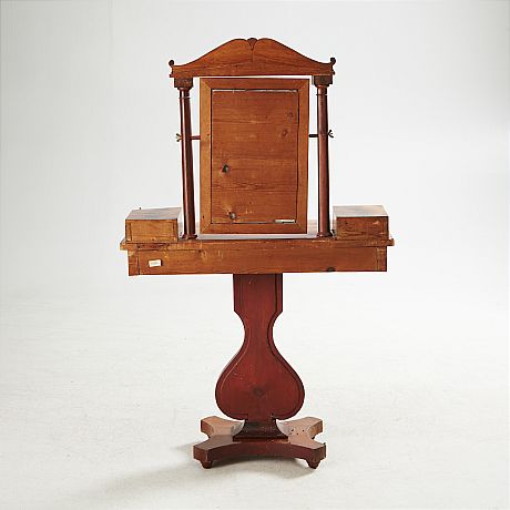 Toilettebord 1800-tal