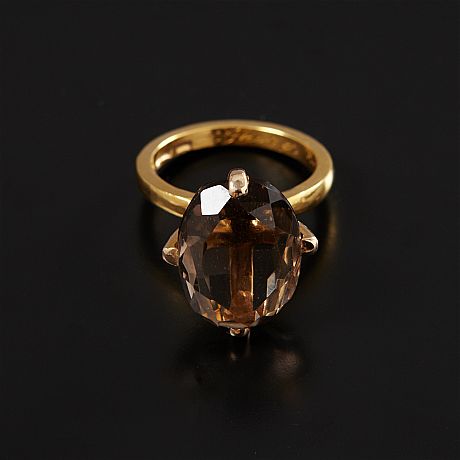 Ring guld rökkvarts