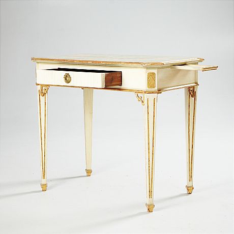 Bord 17/1800-tal