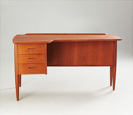 Skrivbord i teak