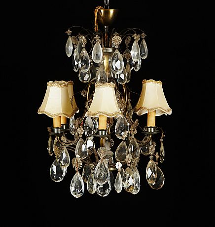 Ljuskrona i barockstil