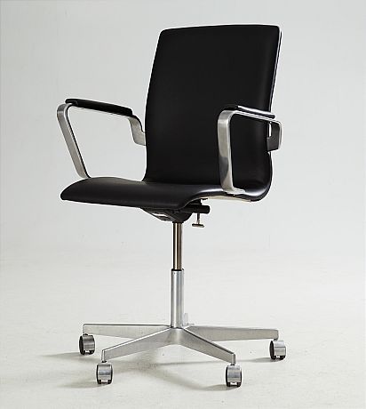 Skrivbordsstol Arne Jacobsen för Fritz Hansen