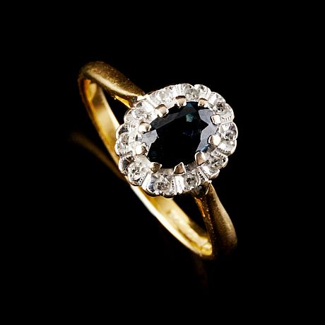 Ring 18 k guld safir diamanter