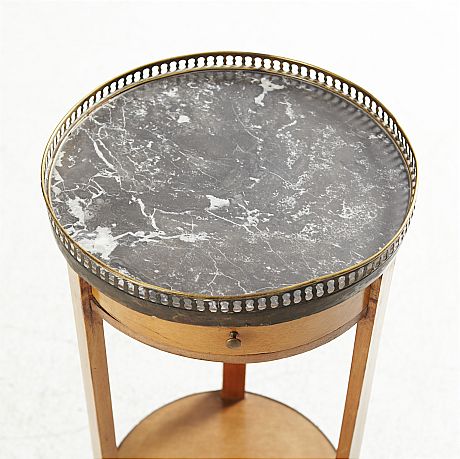 Bord gustaviansk stil