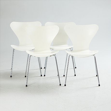 Sjuan stolar Arne Jacobsen