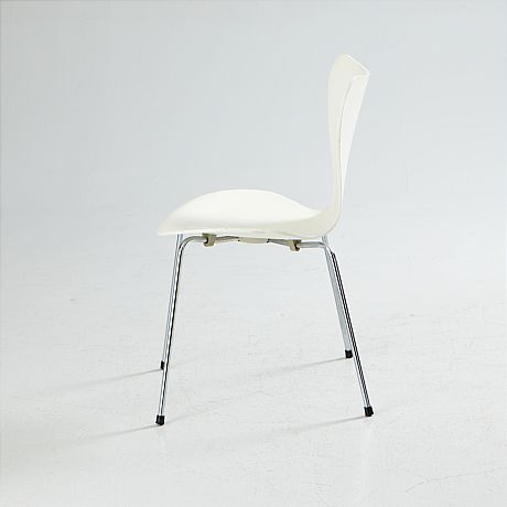 Sjuan stolar Arne Jacobsen