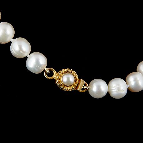 collier odlade sötvattenspärlor
