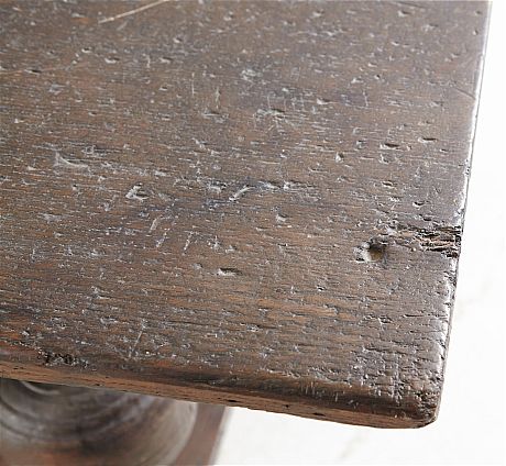 Barockt biblioteksbord i ek