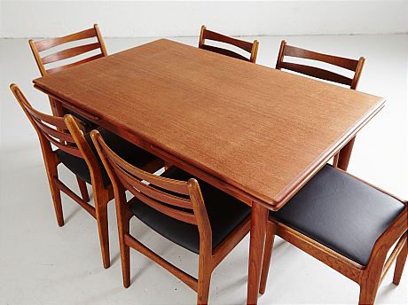 Matbord stolar i teak