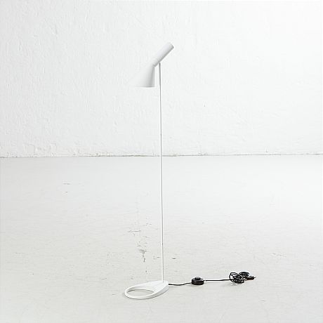 Golvlampa Arne Jacobsen 