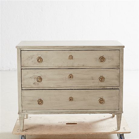 Byrå gustaviansk stil