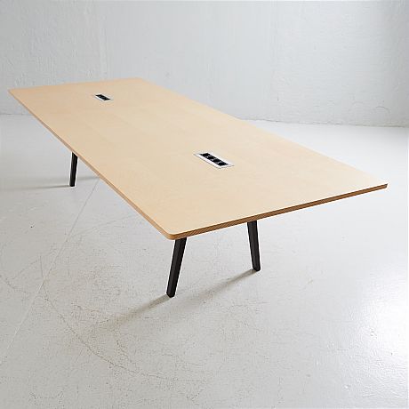 Konferensbord