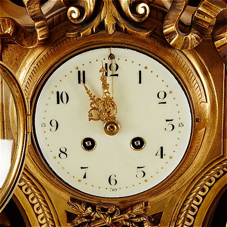 Kartellur Louis XVI stil