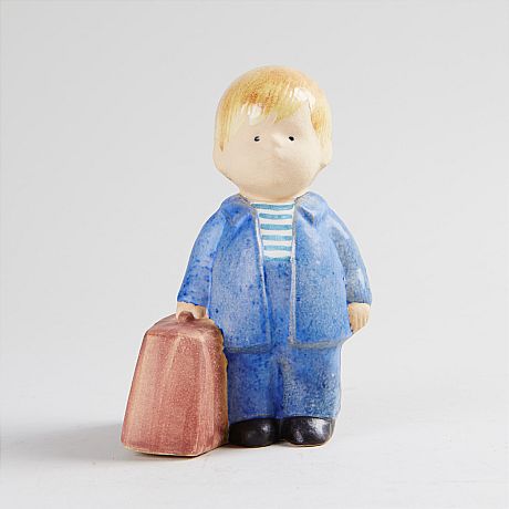 Lisa Larson figurin pojke med väska