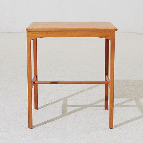 Design Carl Malmsten sidobord