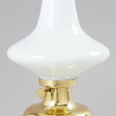 Fotogenlampa Petronella Henning Koppel