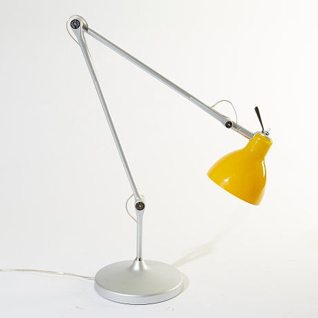 Skrivbordslampa