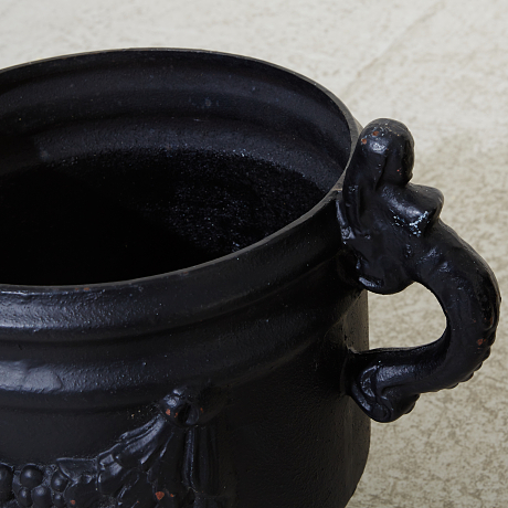 Trädgårdsurnor gjutjärn 