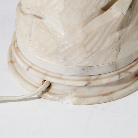 Bordslampa alabaster