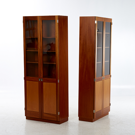 Göran Malmvall K72 vitrinskåp 1 par Karl Andersson