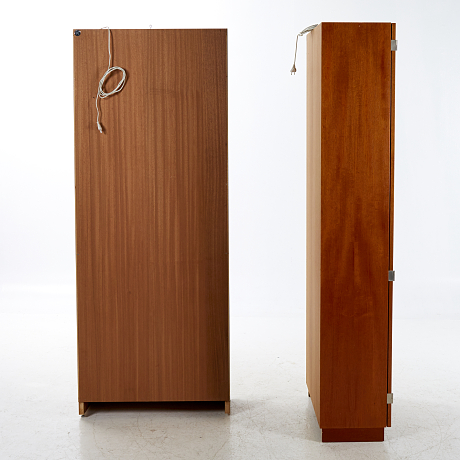 Göran Malmvall K72 vitrinskåp 1 par Karl Andersson