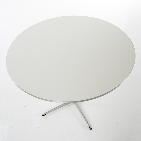 Arne Jacobsen bord Fritz Hansen Supercirkel