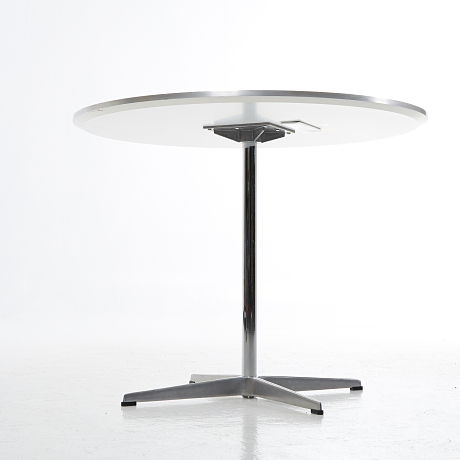 Arne Jacobsen bord Fritz Hansen Supercirkel