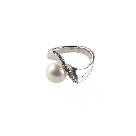 Ring Akoyapärla och diamanter Temaauktion smycken