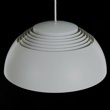 Arne Jacobsen ´´AJ Royal´´ taklampa
