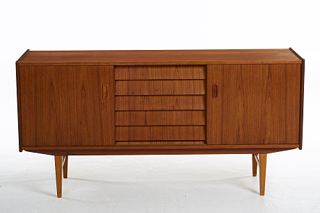 Sideboard 1900-talets mitt