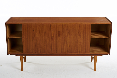 Sideboard 1900-talets mitt