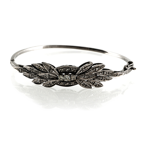 Armring med diamanter