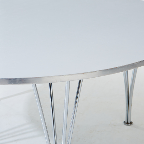 Superellips soffbord Fritz Hansen