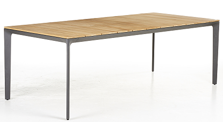 Bord i design av Henrik Pedersen, för Glooster