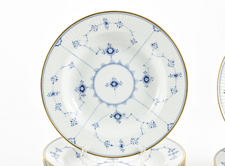 Royal Copenhagen servisdelar Musselmalet Riflet