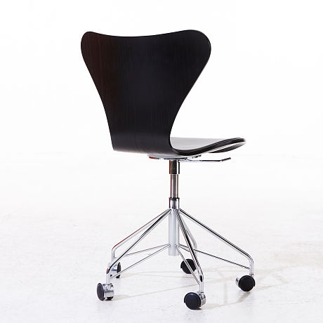 Arne Jacobsen Sjuan kontorsstol