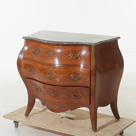 Byrå 1900-tal rokokostil