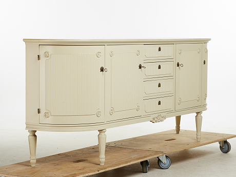 Sideboard gustaviansk stil