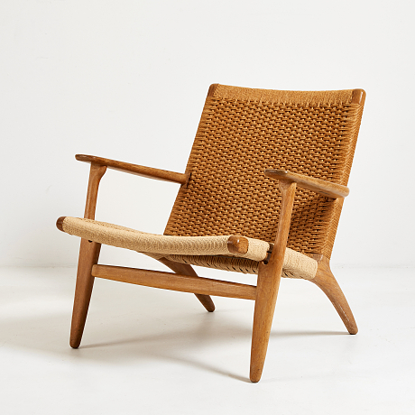 Hans J Wegner,