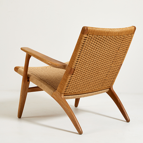 Hans J Wegner,