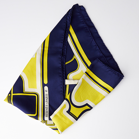 Hermès scarf