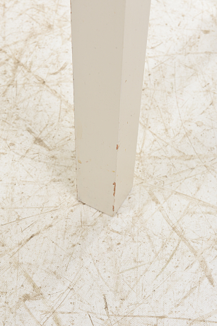 Bord med marmorskiva 1900-tal